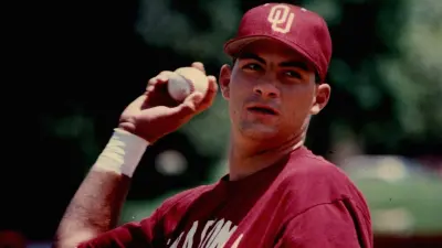 Ryan Minor holding a baseball