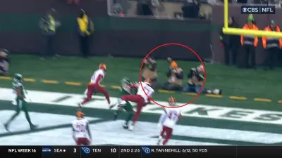 Jets photographer hit in head