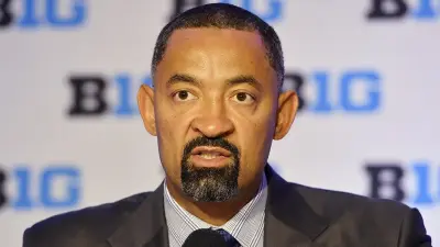 Juwan Howard with the media
