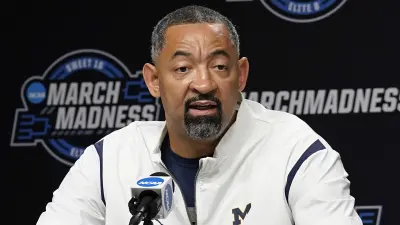 Juwan Howard at a press conference