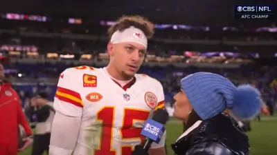 Patrick Mahomes talks with Tracy Wolfson