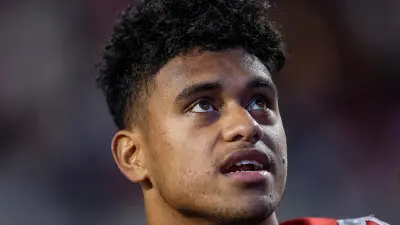 Taulia Tagovailoa looks up
