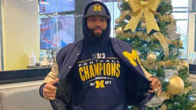Braylon Edwards in Michigan gear