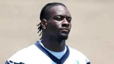 Michael Gallup practicing with the Cowboys