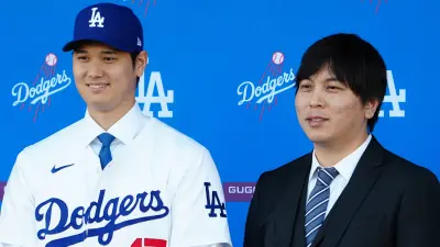Shohei Ohtani next to Ippei Mizuhara