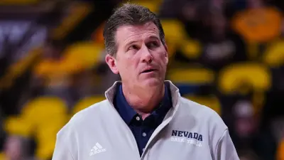 Steve Alford looking on