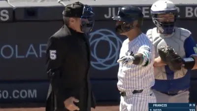 Gleyber Torres argues with Angel Hernandez