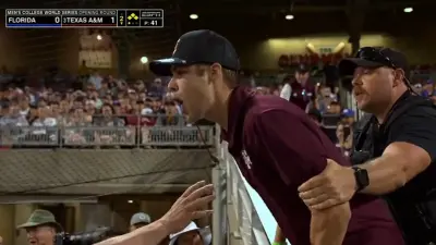 Texas AM Aggies fan yells