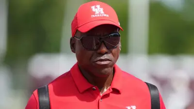 Carl Lewis wearing shades