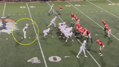 Bo Jackson in the backfield