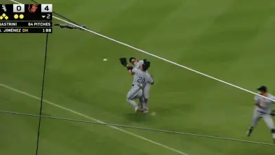 White Sox commit error in the outfield against the Orioles