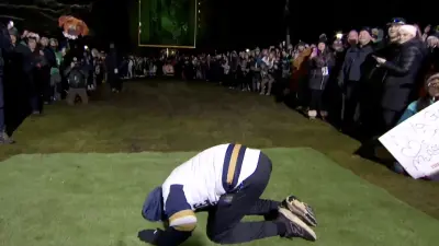 Notre Dame student misses $1 million kick on "College Gameday"