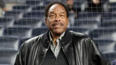Dave Winfield in a jacket