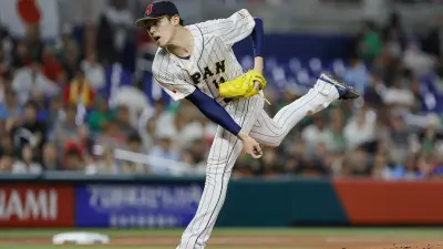 Roki Sasaki on the mound
