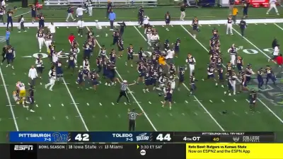Toledo celebrating in bowl game