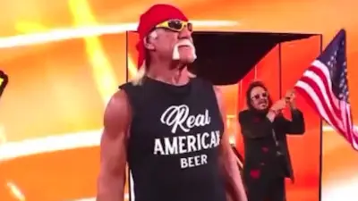 Hulk Hogan looks at the crowd