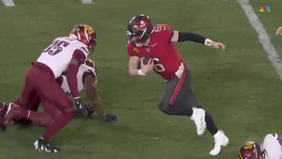 Buccaneers QB Baker Mayfield's run against Bobby Wagner
