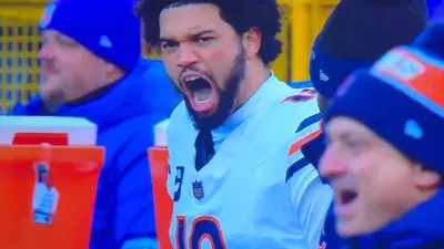Caleb Williams yells