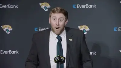 New Jaguars coach Liam Coen doing the "Duval" chant