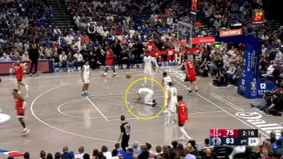 Anthony Davis injured for the Mavericks
