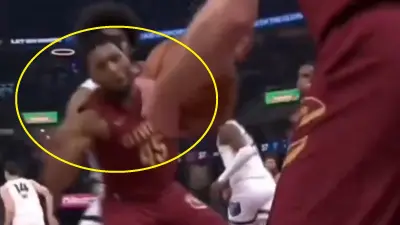 Donovan Mitchell taking contact
