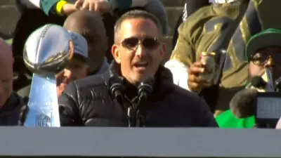 Howie Roseman at the mic