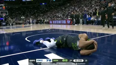 Timberwolves rookie Jaylen Clark with a head injury after fall