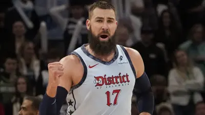 Jonas Valanciunas fist pumps
