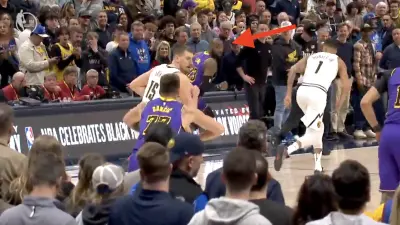 Luka Doncic passing it to Lakers teammate LeBron James