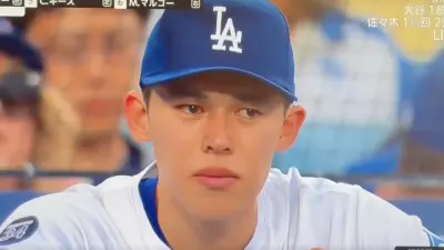 Roki Sasaki crying in the dugout