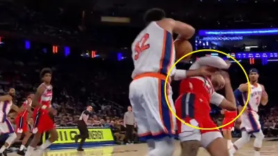Jordan Poole flopping