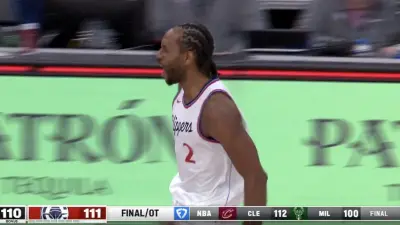 Kawhi Leonard celebrating