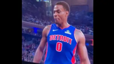 Jalen Duren verbally taunting an opponent