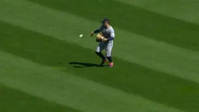 Jose Altuve losing a ball in the outfield