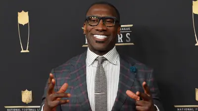 Shannon Sharpe smiling