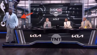 Shaq going for a bathroom break