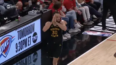 Steph Curry doing the 'Night Night' celebration during Warriors-Rockets Game 7