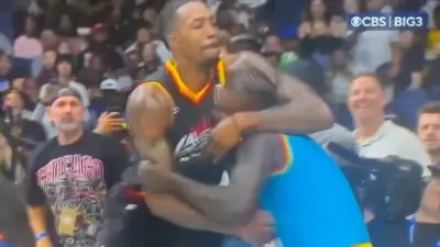 Dwight Howard fighting with Lance Stephenson